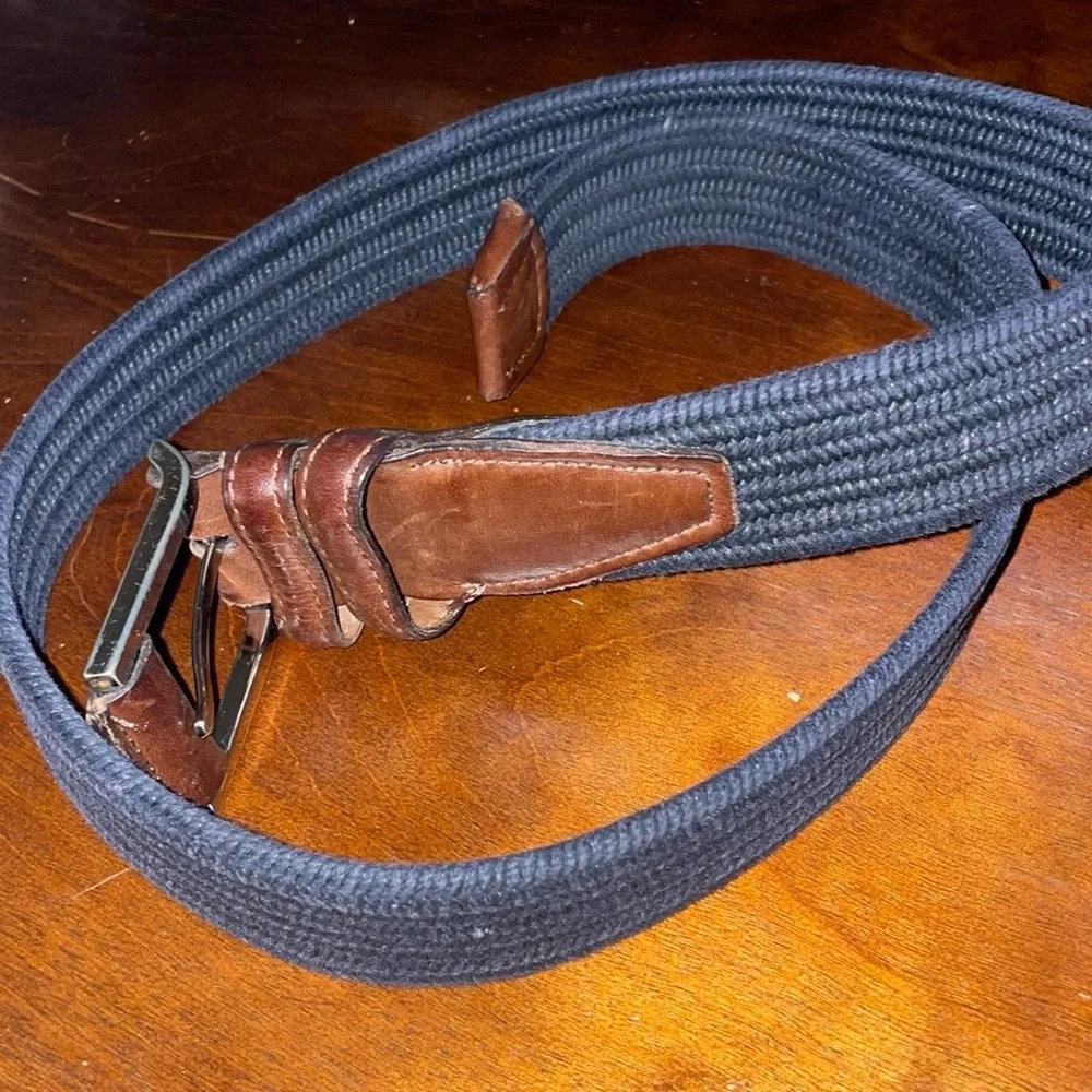 Men’s 36 Woven Elastic Stretch Belt with Silver Tone Buckle Brown Leather End